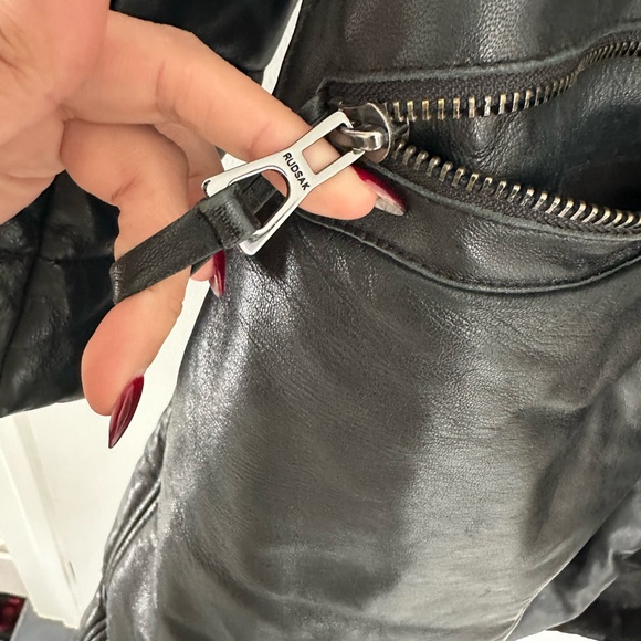 Rudsak leather winter jacket Rare 🌸Size M
puffer coat for winter - Picture 7 of 16